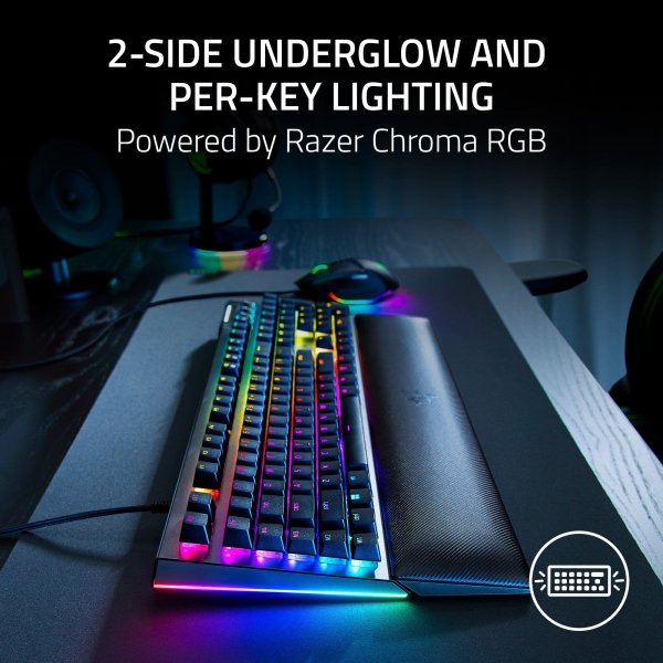 Razer - BlackWidow V4 Full Size Wired Mechanical Green Switch Gaming Keyboard with Chroma RGB - Black